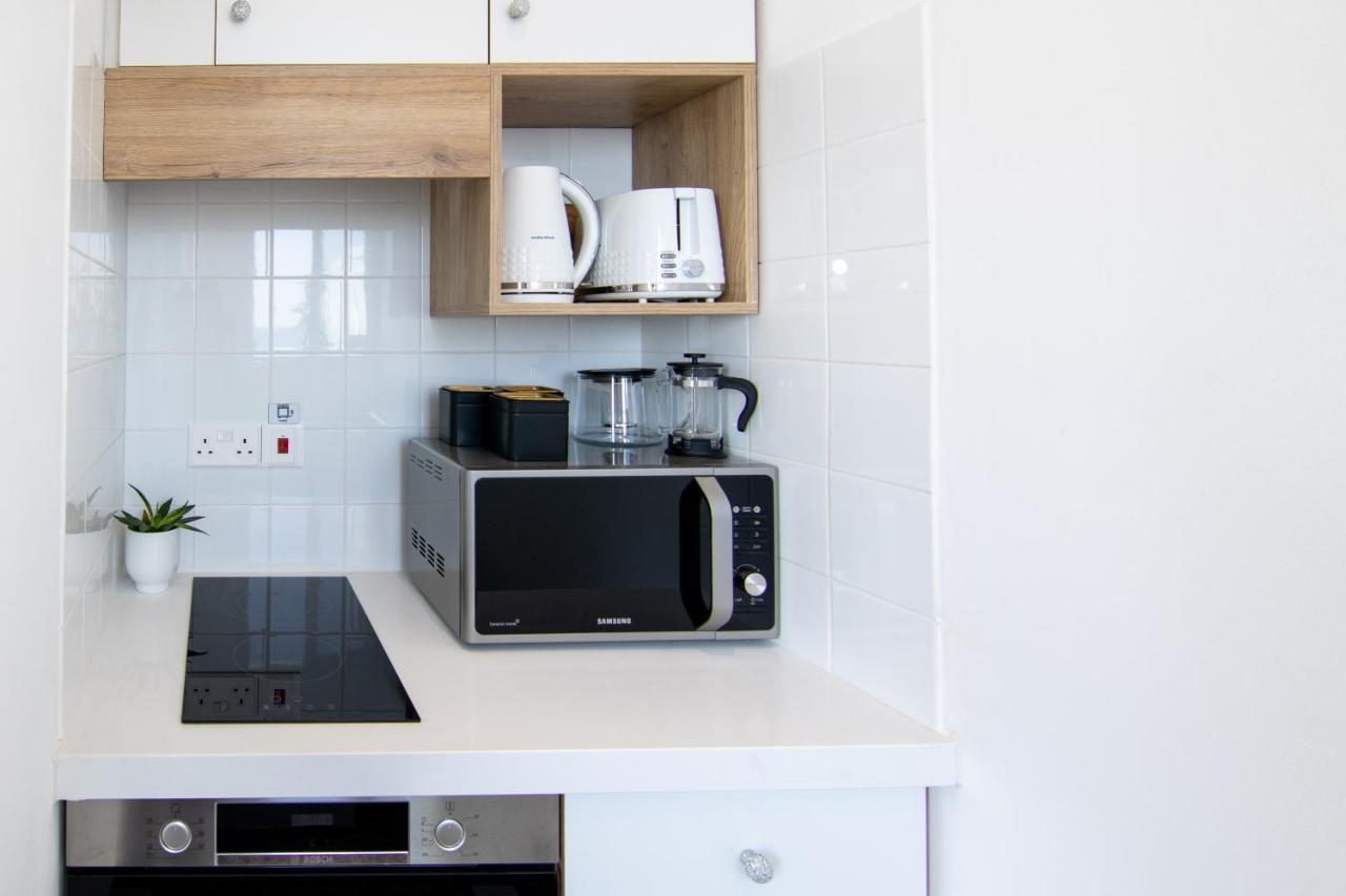 Phaedrus Living Seaview Studio Suite Lighthouse 52 Pafos Zewnętrze zdjęcie