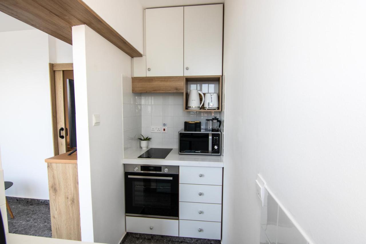 Phaedrus Living Seaview Studio Suite Lighthouse 52 Pafos Zewnętrze zdjęcie